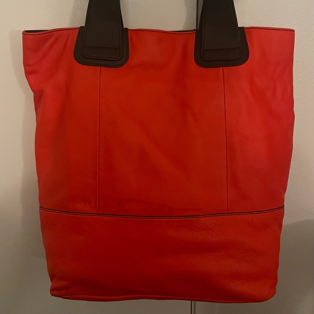 #47- Brand New Steve Madden Tote (Red)